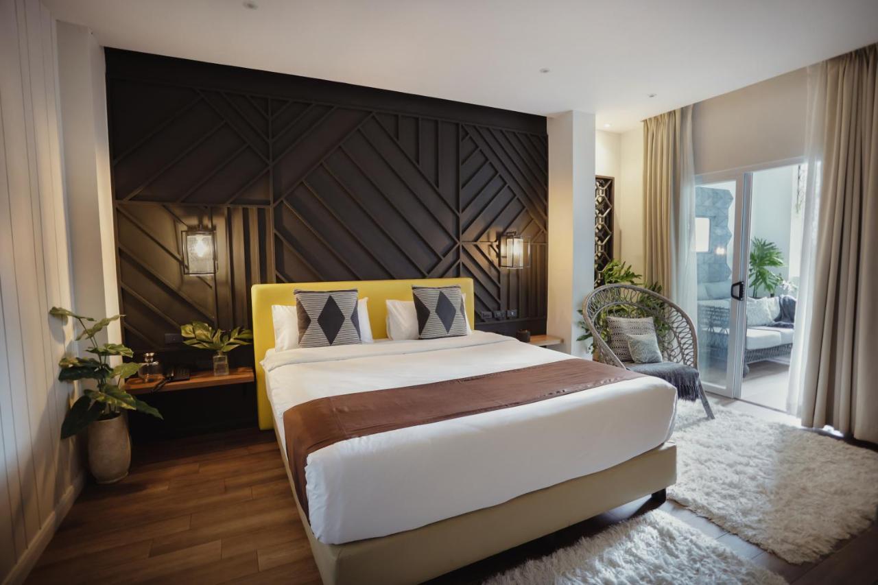 The Bourke Hotel Davao City Esterno foto