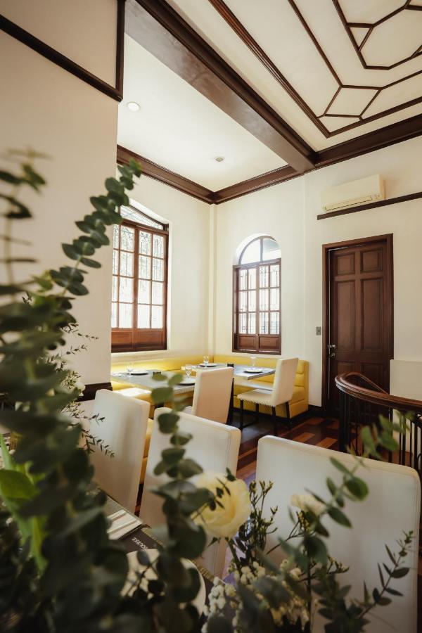 The Bourke Hotel Davao City Esterno foto