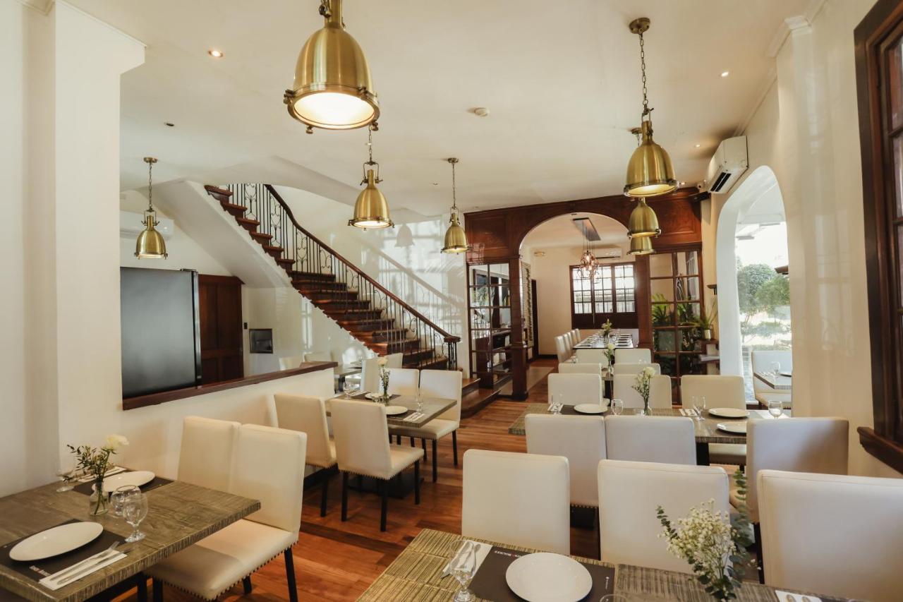 The Bourke Hotel Davao City Esterno foto