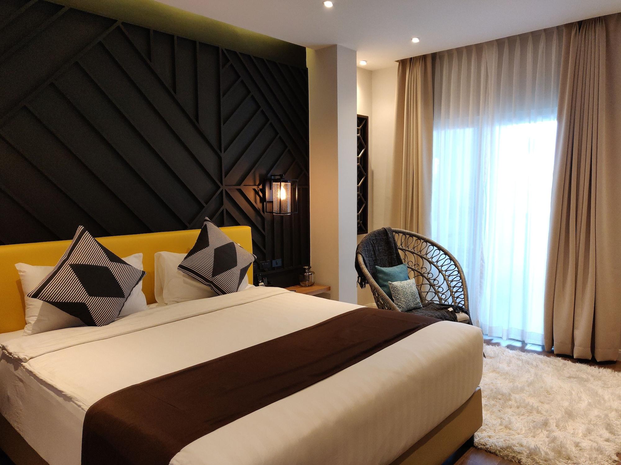 The Bourke Hotel Davao City Esterno foto